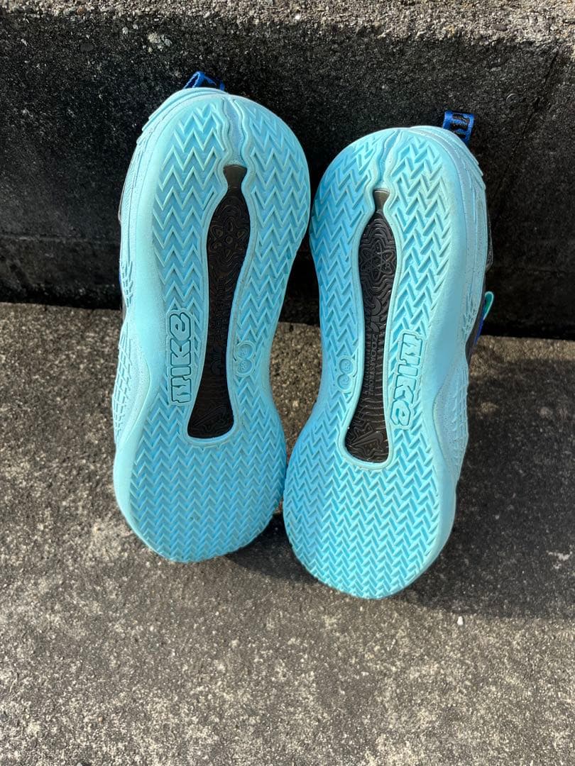 ナイキ コズミック ユニティCOSMIC UNITY TB 28cm