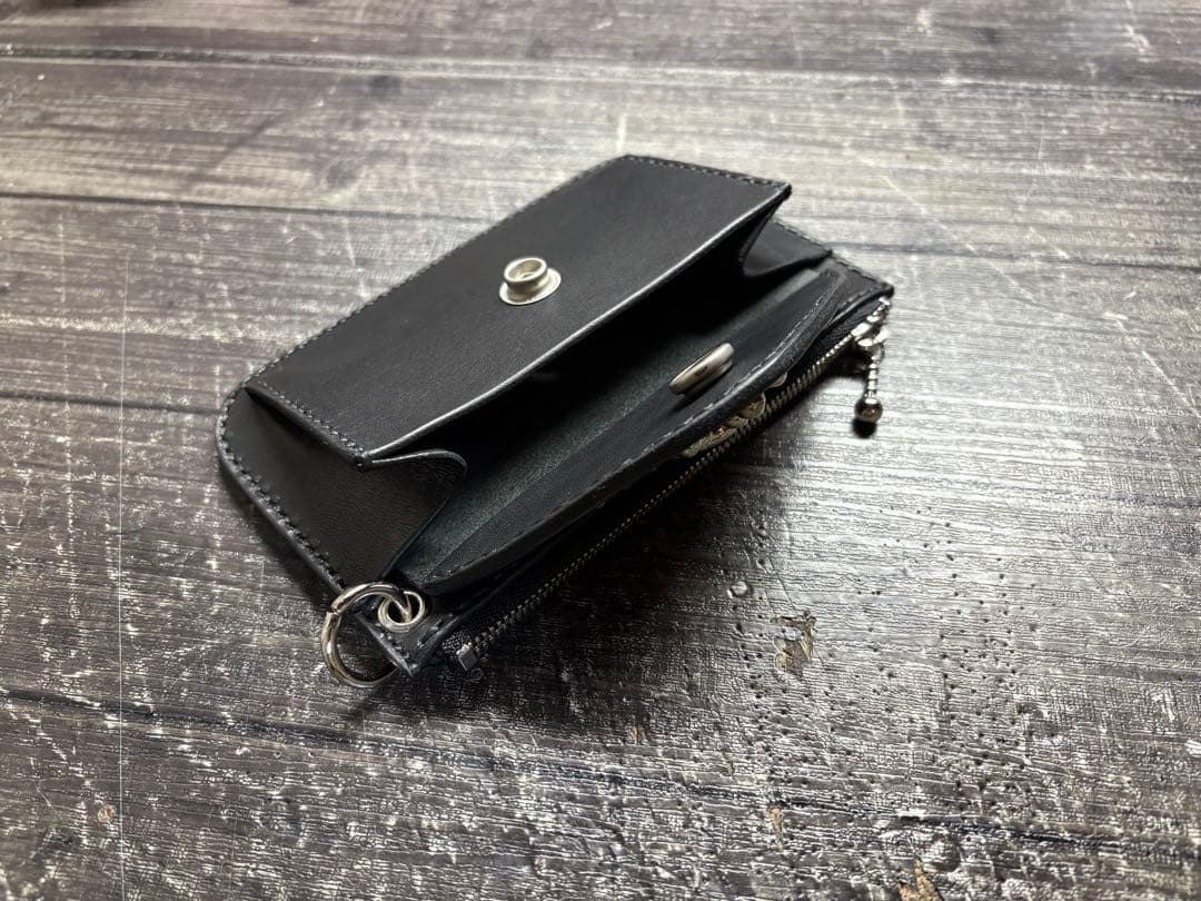 栃木サドルレザー　スタッズユーティリティコンパクトウォレット　ニッケル