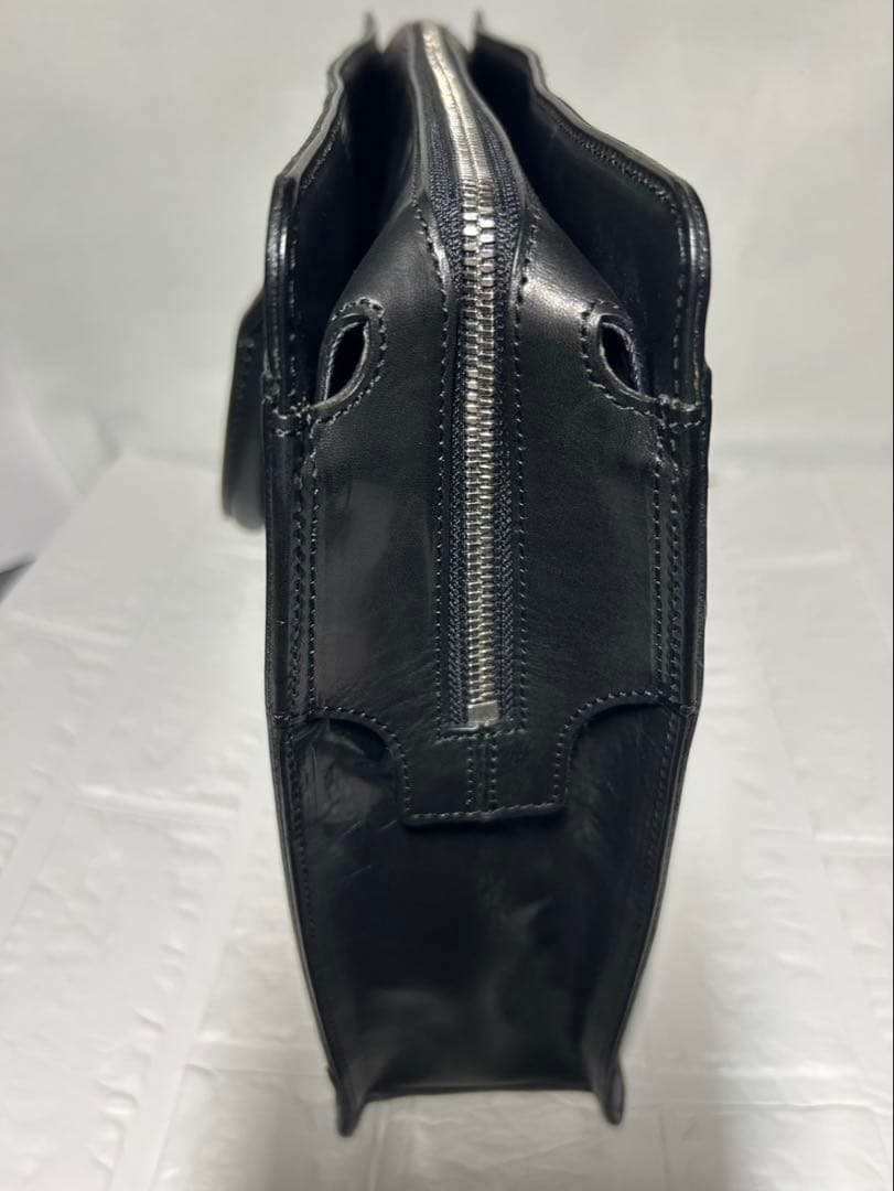 【肉や】aniary アニアリ　ビジネスバッグ　ブリーフケース