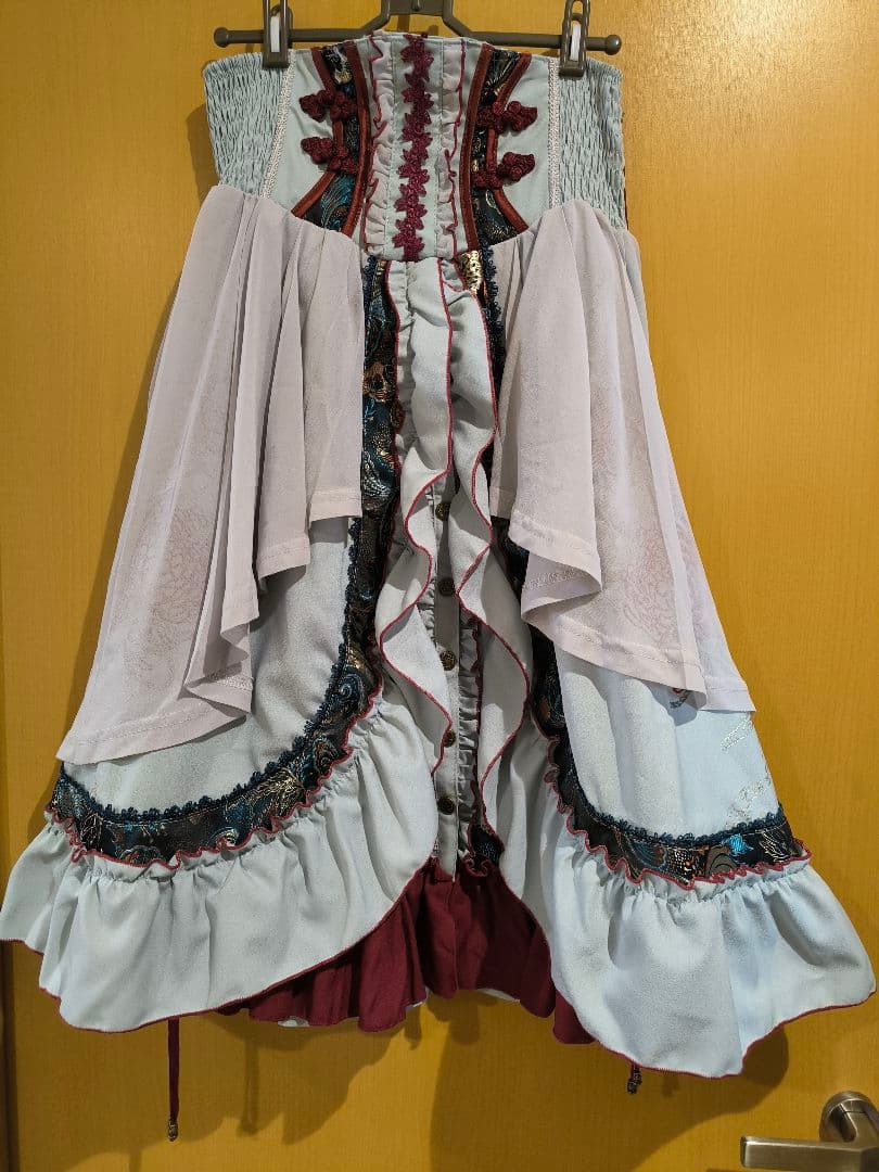 ozz oneste 和チャイナ 春物 スカート