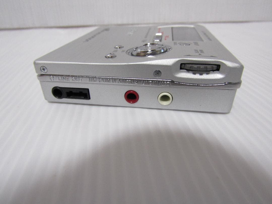 T0561 SONY MZ-R909 ポータブルMDレコーダー ジャンク