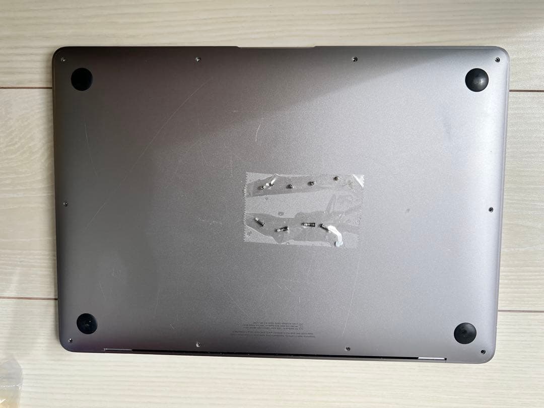 <ジャンク>MacBook Air M1（充電不可）部品取り・修理用におすすめ！