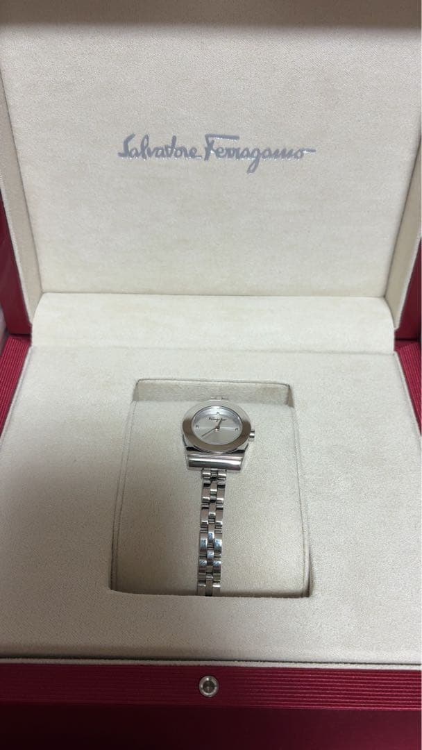 Salvatore Ferragamo 腕時計(ガンチーニ)