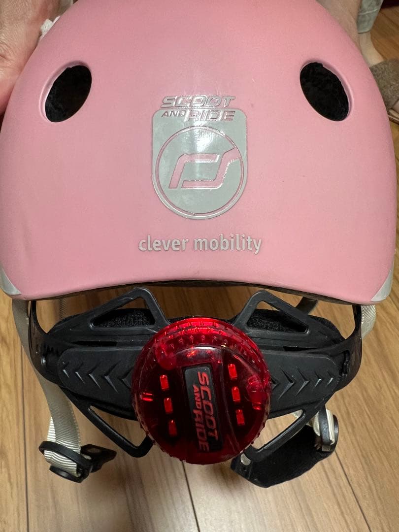 ストライダー 12インチ ピンクとプロテクターセットとヘルメット
