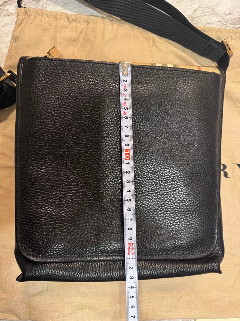 Burberry London ブラック ショルダーバッグ