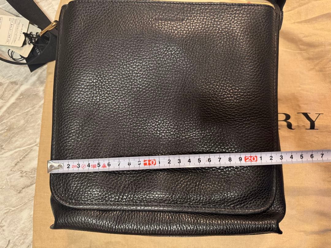 Burberry London ブラック ショルダーバッグ