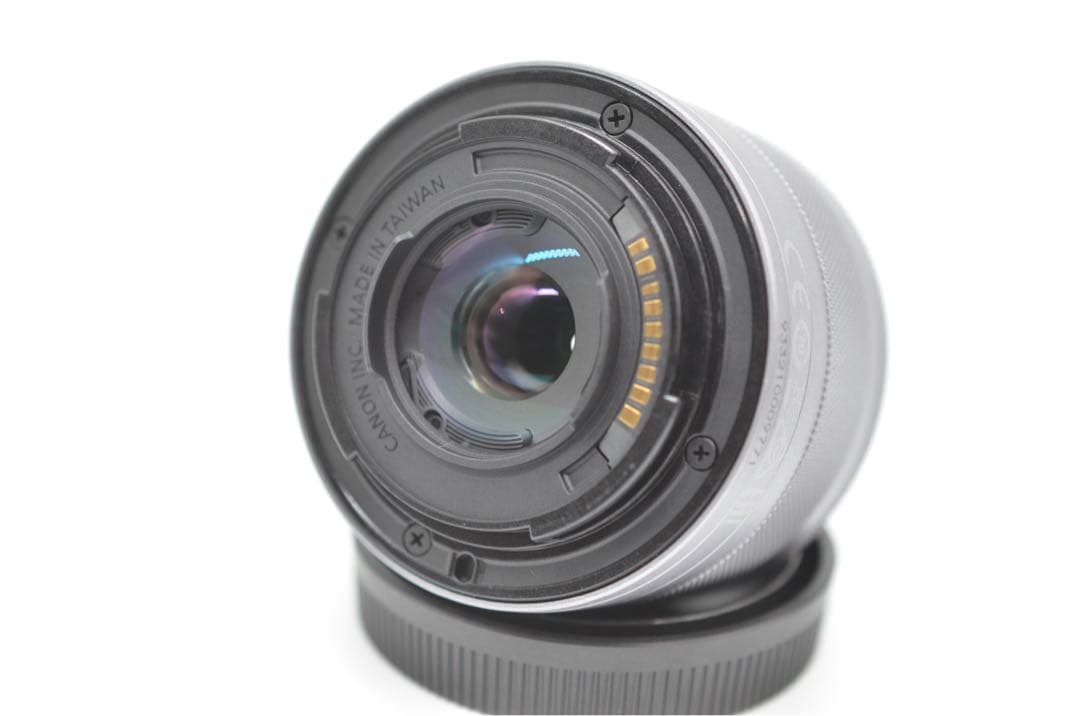 Canon カメラ EOS Kiss M2 ダブルズームキット ホワイト