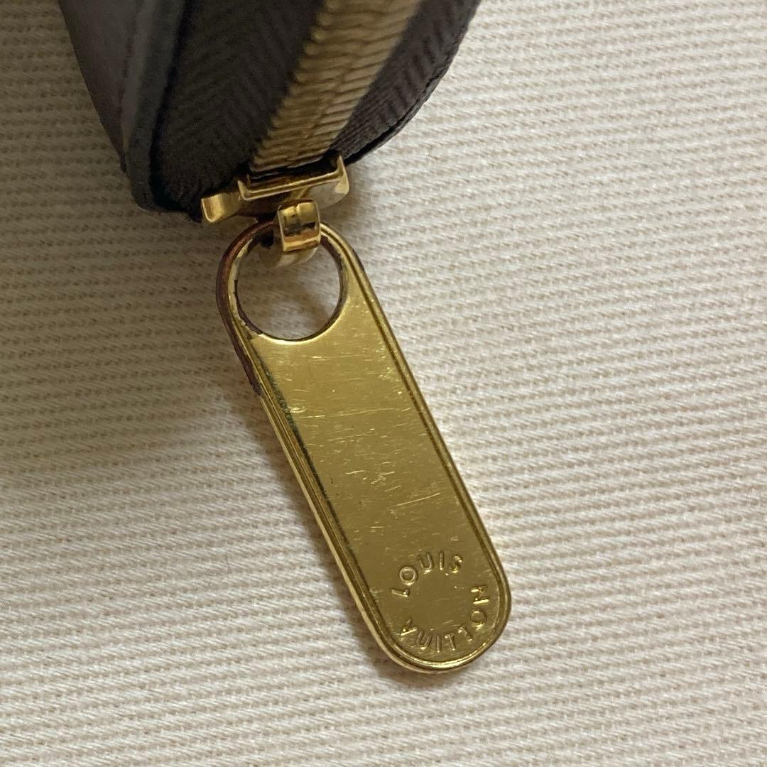 《値下げしました》Louis Vuitton モノグラム ジッピー