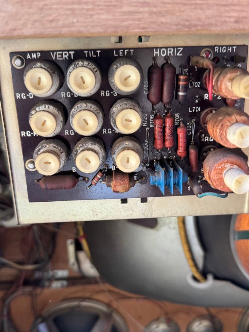 National テレビ　木製枠　昭和レトロ