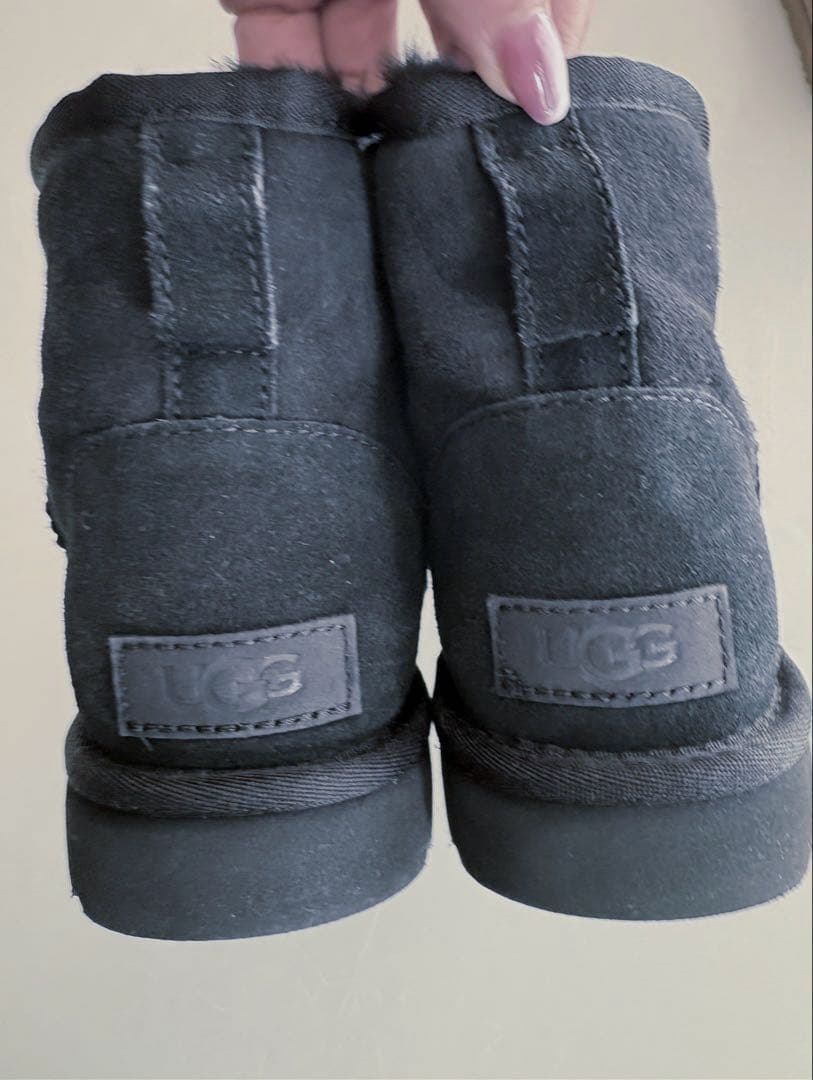 UGG ショートブーツ　黒　24cm 美品
