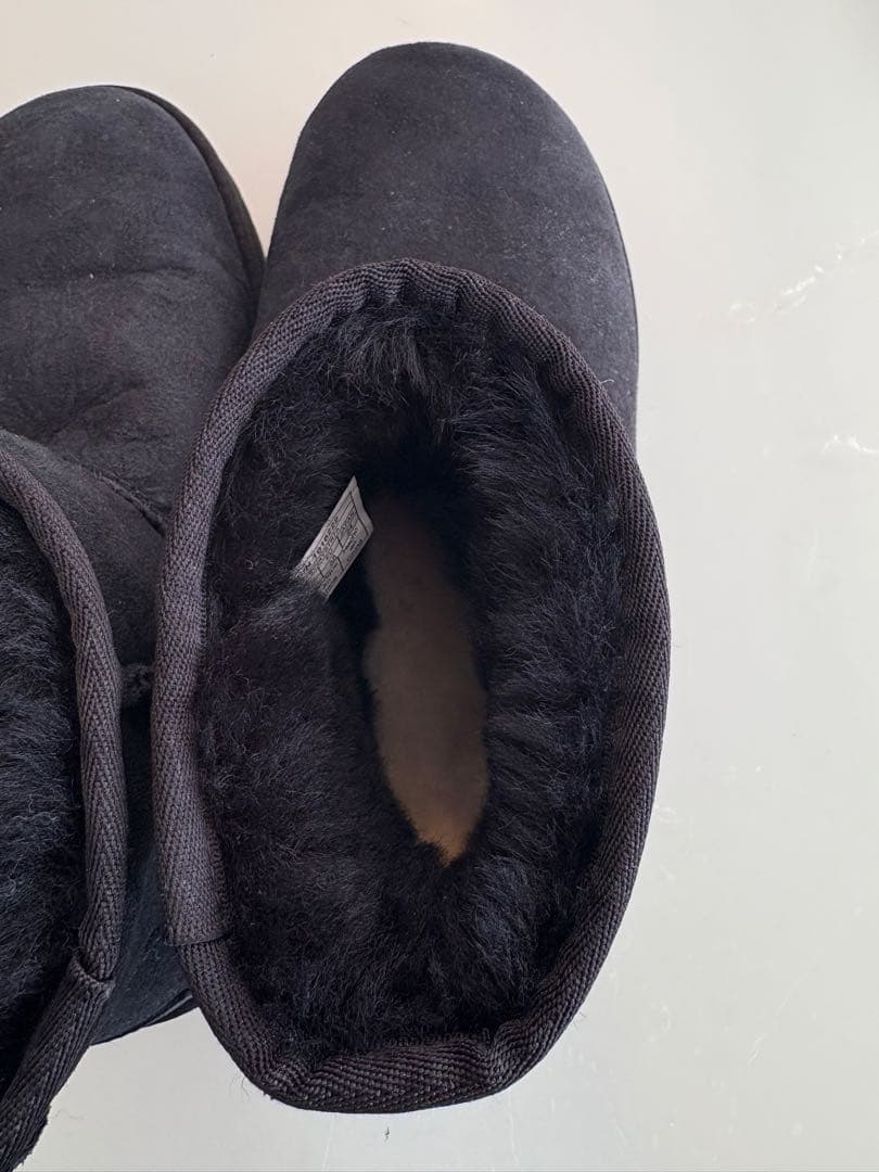 UGG ショートブーツ　黒　24cm 美品
