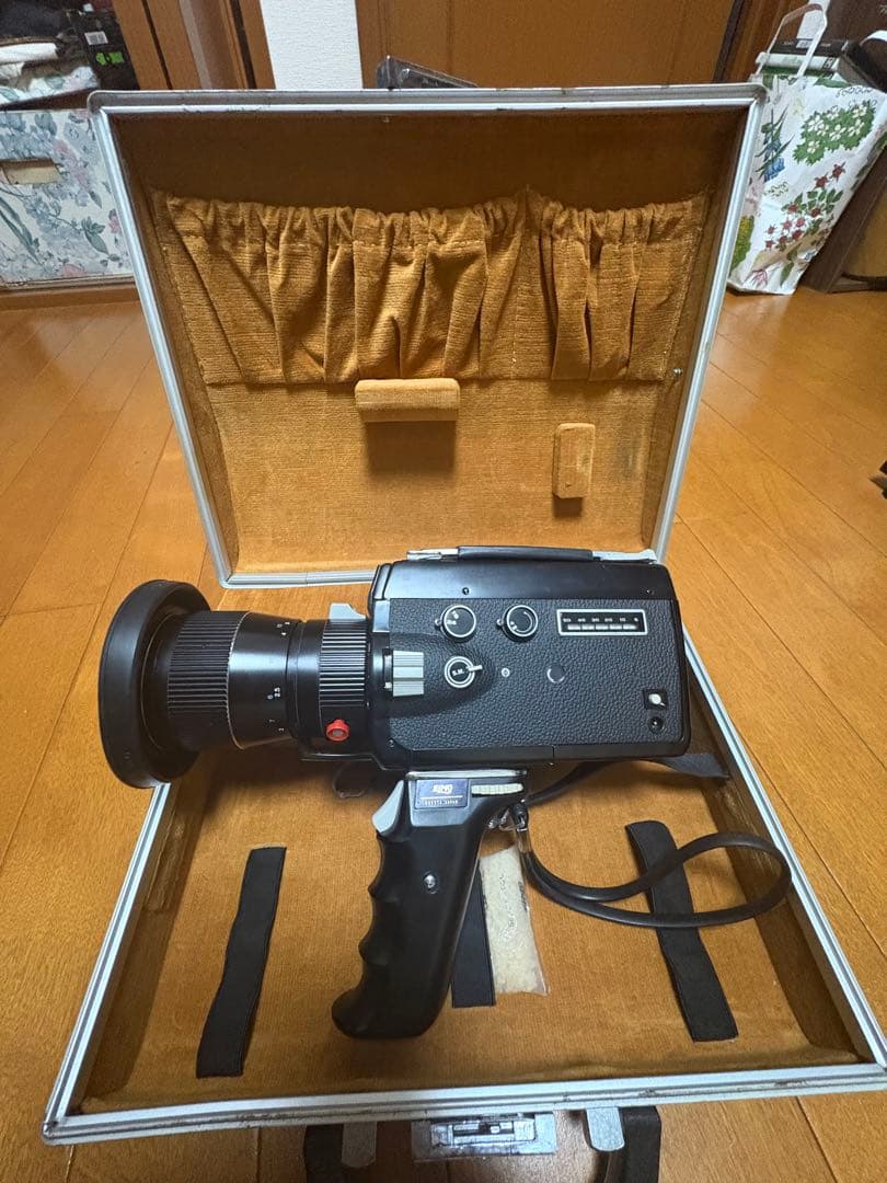 Elmo SUPER 110 8ミリフィルム　即使用可能