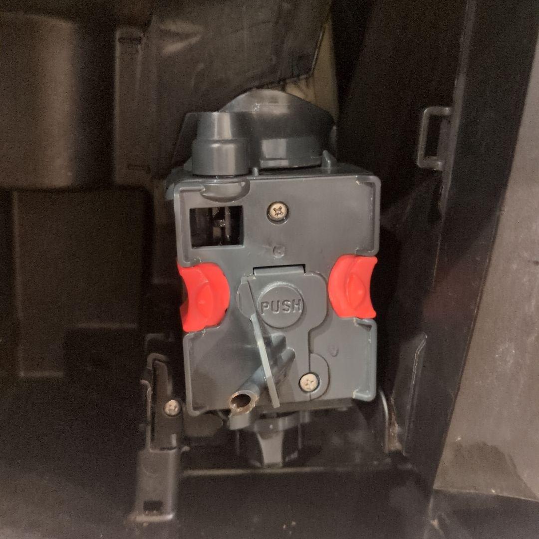 DeLonghi MAGNIFICA ESAM1000SJ エスプレッソマシン