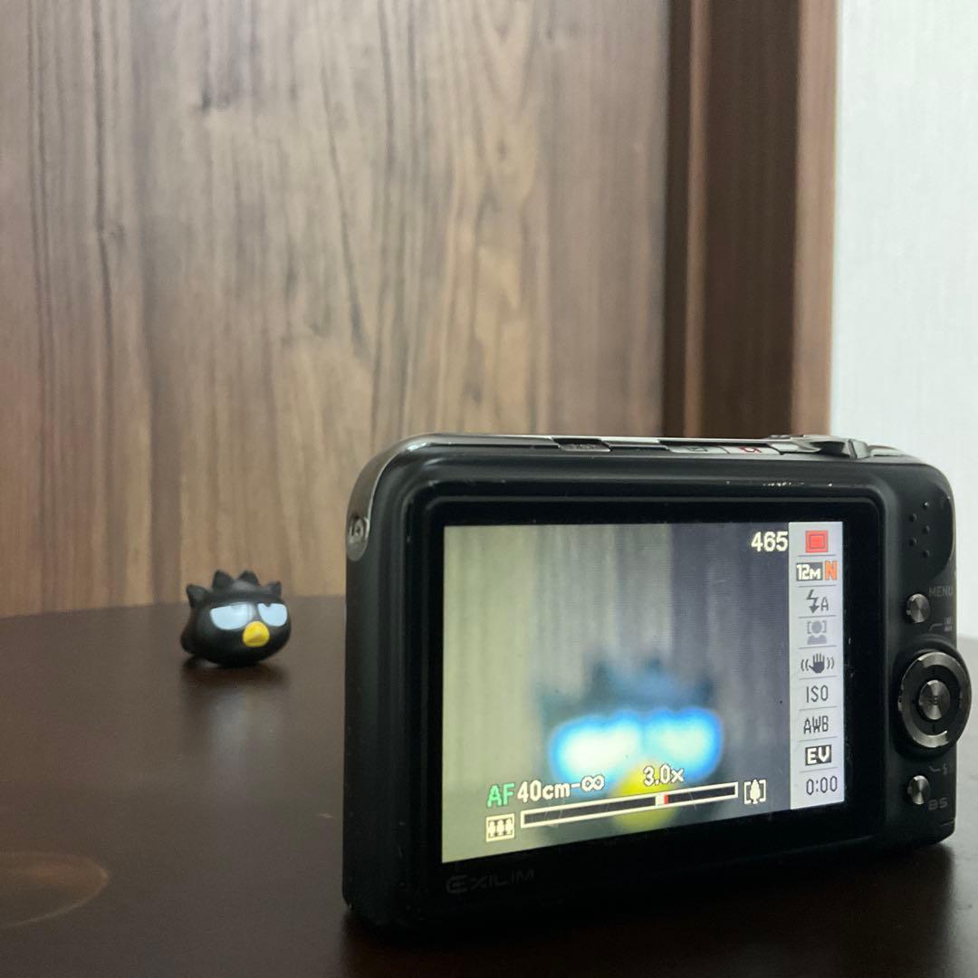 デジタルカメラ Casio EXILIM-Z1200