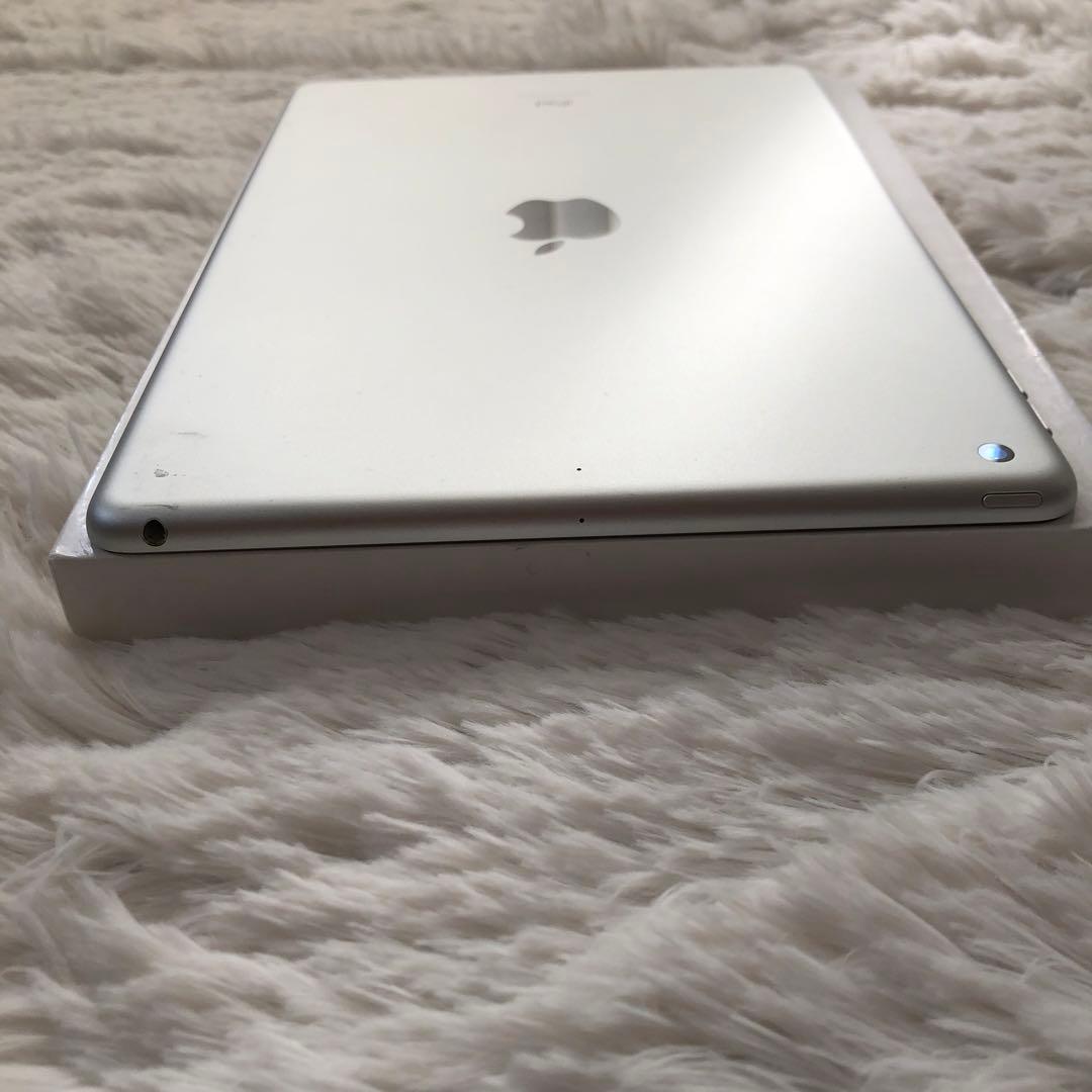 【早い者勝ち】iPad 第9世代 256GB Wi-Fi 【すぐ発送】