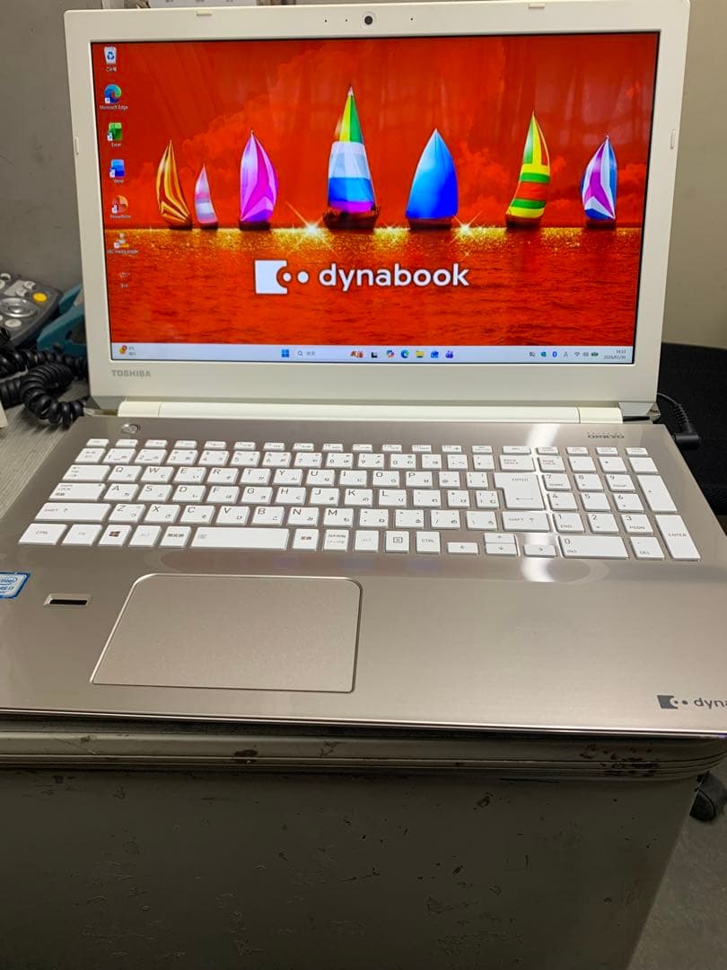 dynabook T75/BG Corei7 SSD480 8GB 第6世代美品