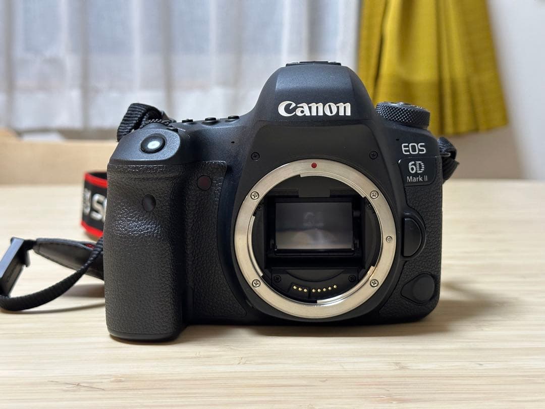 【良品】Canon EOS 6D Mark II デジタル一眼レフカメラ