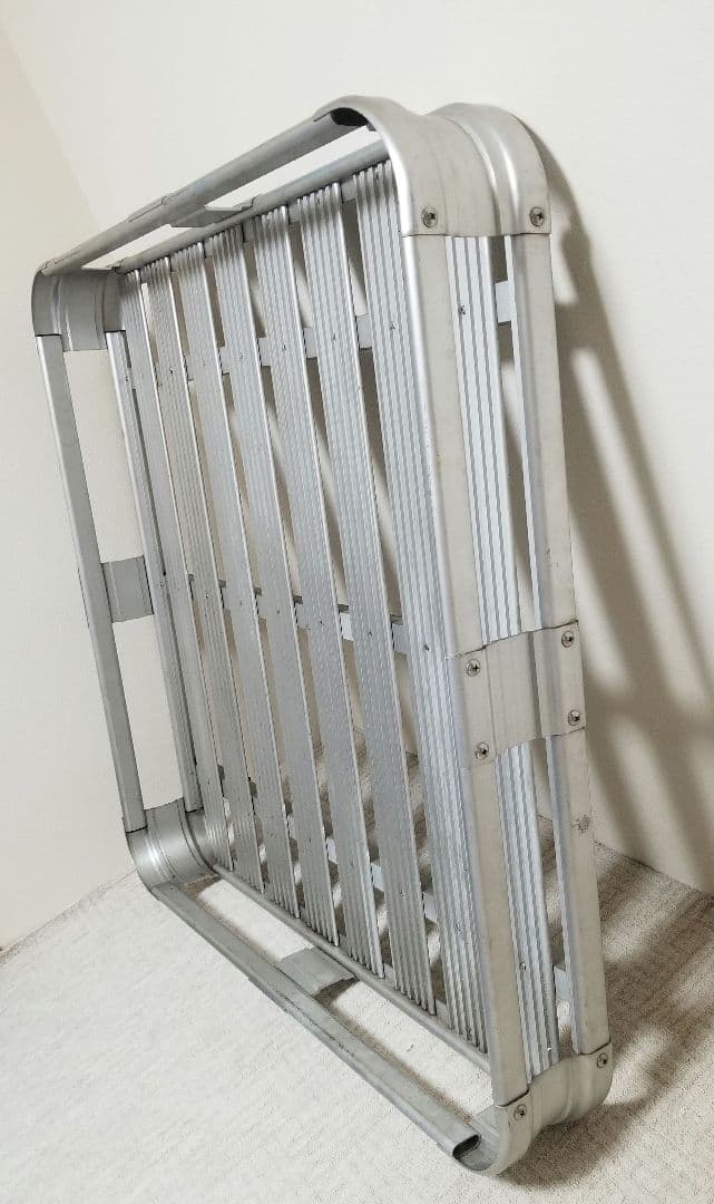 デリカスターワゴン　ルーフキャリア