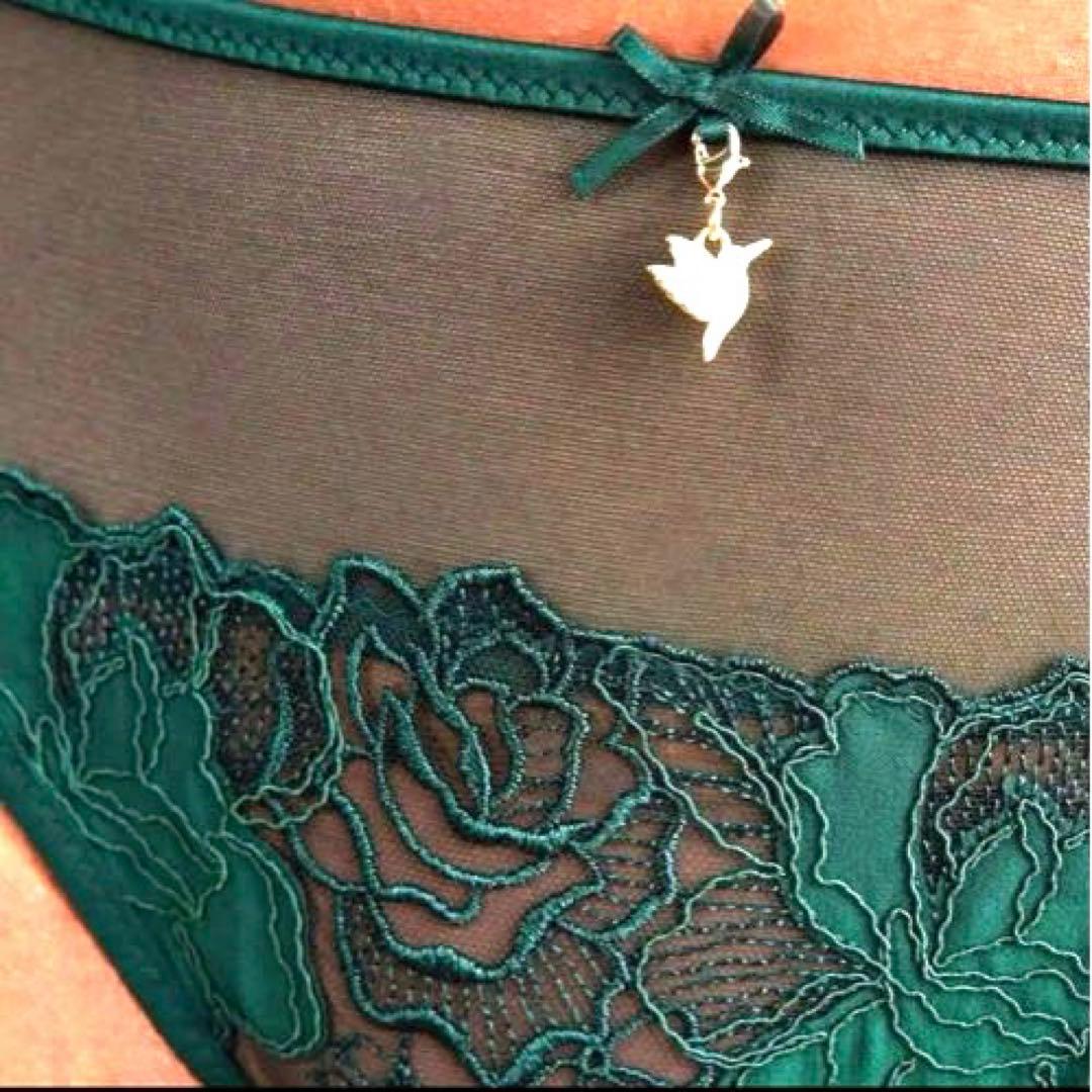 70D ビキニM Be Your Own Muse intimissimi