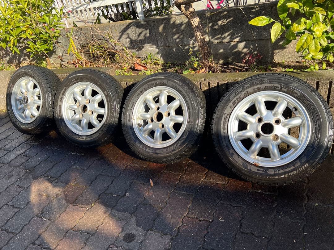 ローバー　ミニ　純正アルミ　12インチ　スタッドレスタイヤ付