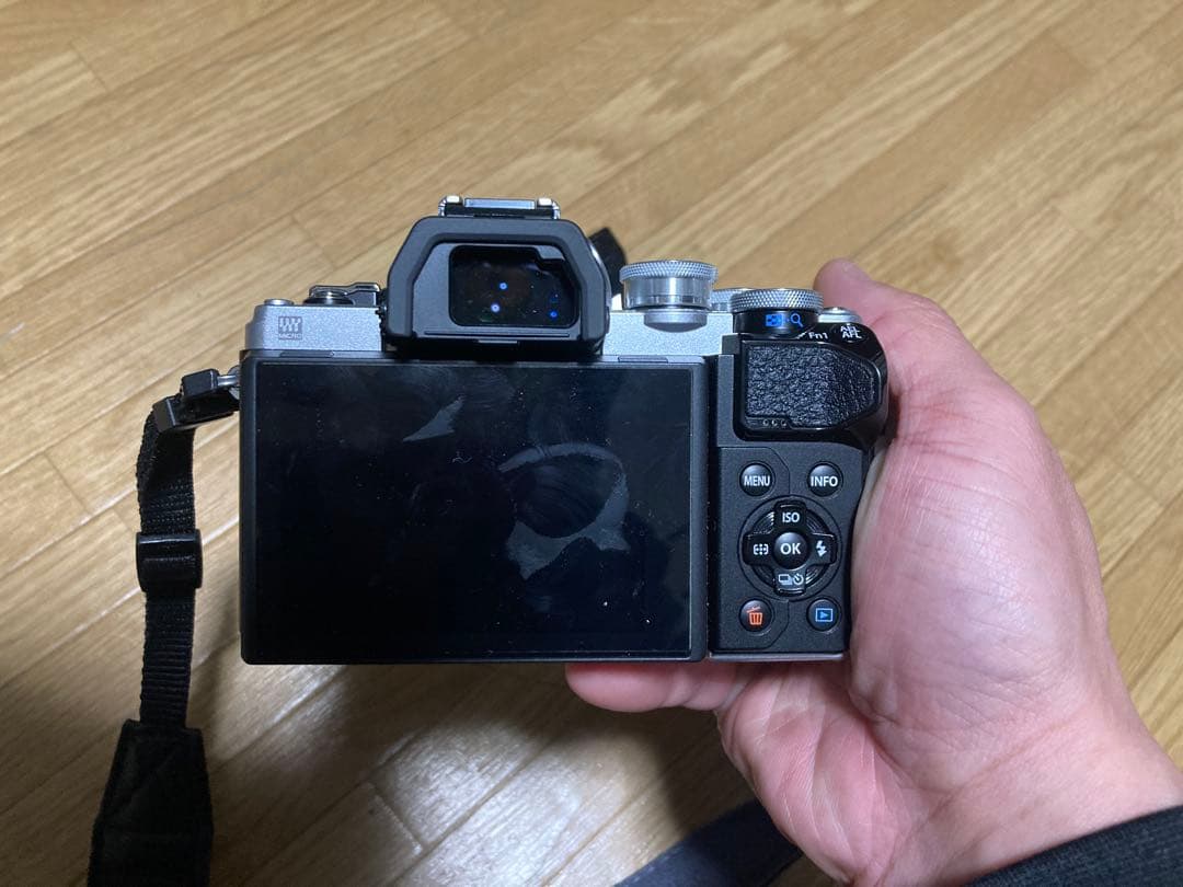 デジタルカメラ OLYMPUS OM-D
