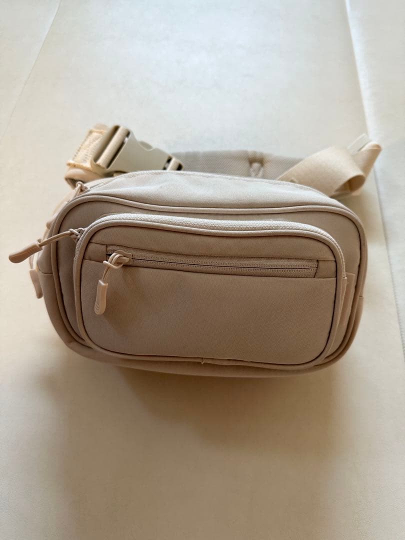 POMULU ポムル ヒップシート ナチュラルアイボリー 抱っこ紐 ショルダー