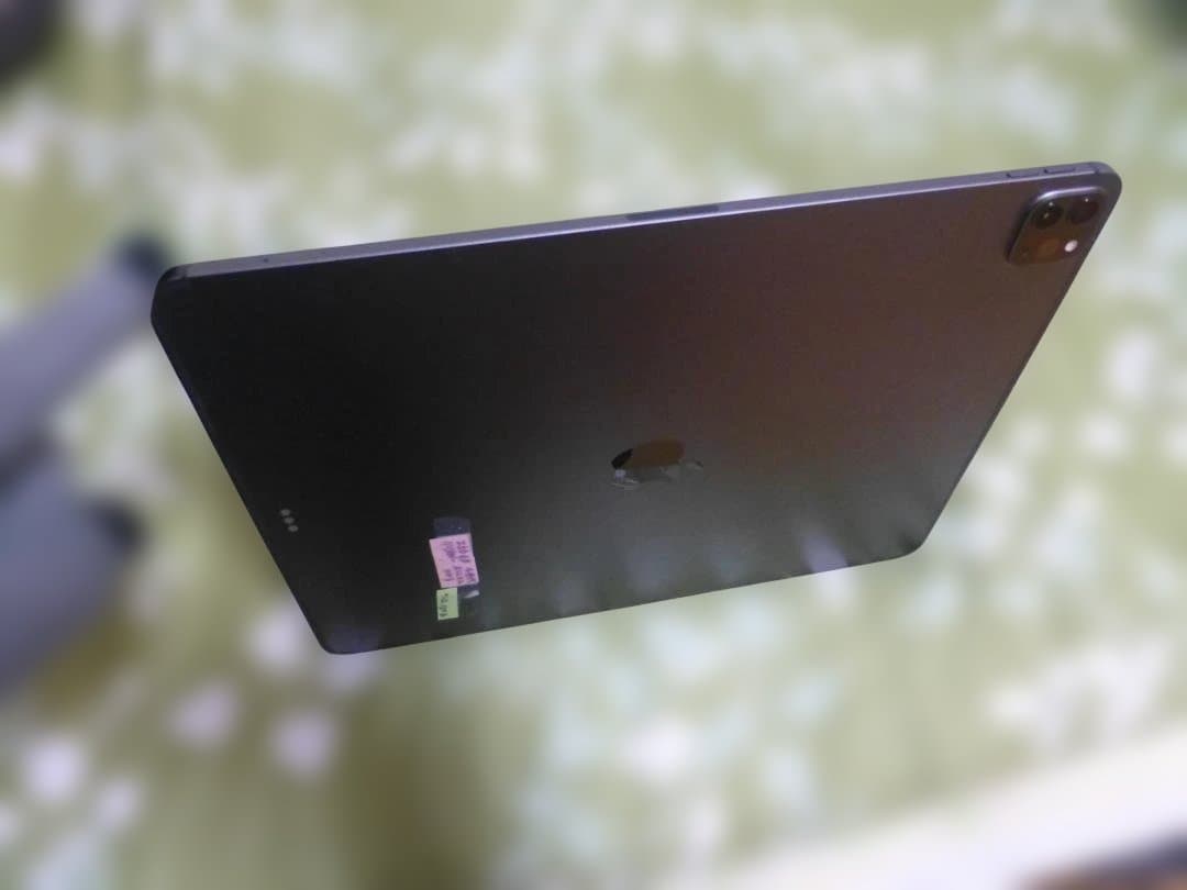 iPad Pro 12.9インチ スペースグレー 本体