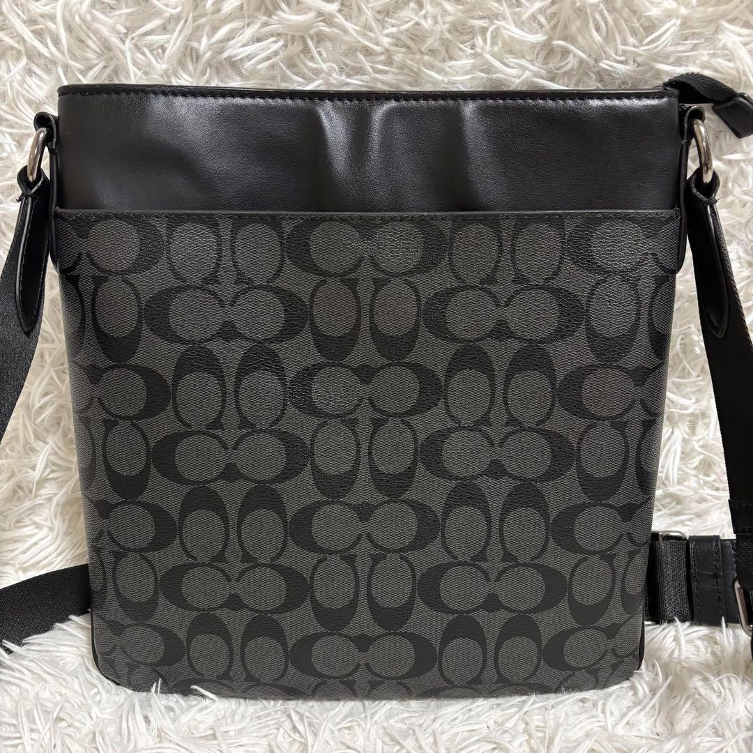 ✨極美品✨コーチ ショルダーバッグ ヴァーシティ ヘリテージ シグネチャー