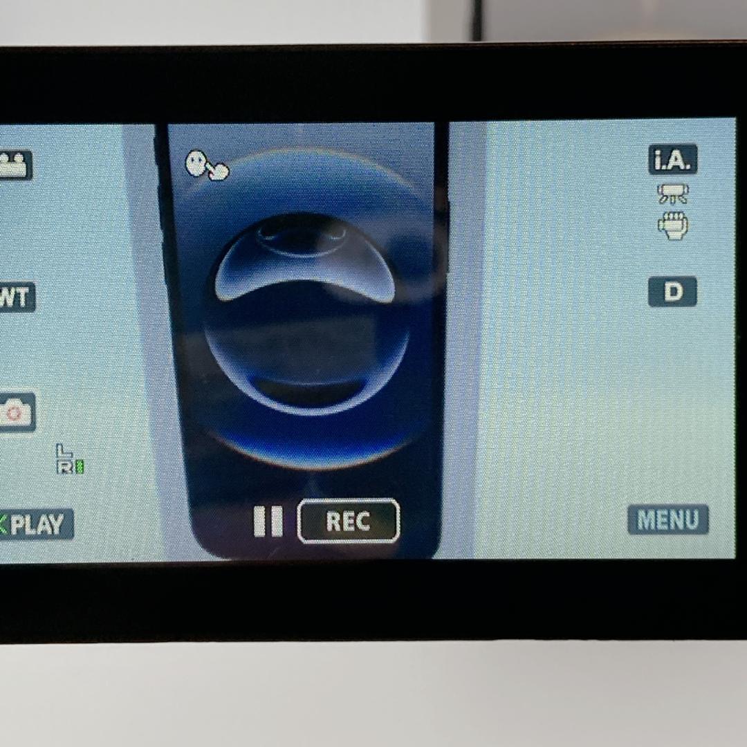 箱付き！JVC Everio エブリオ GZ-R70 ビデオカメラ