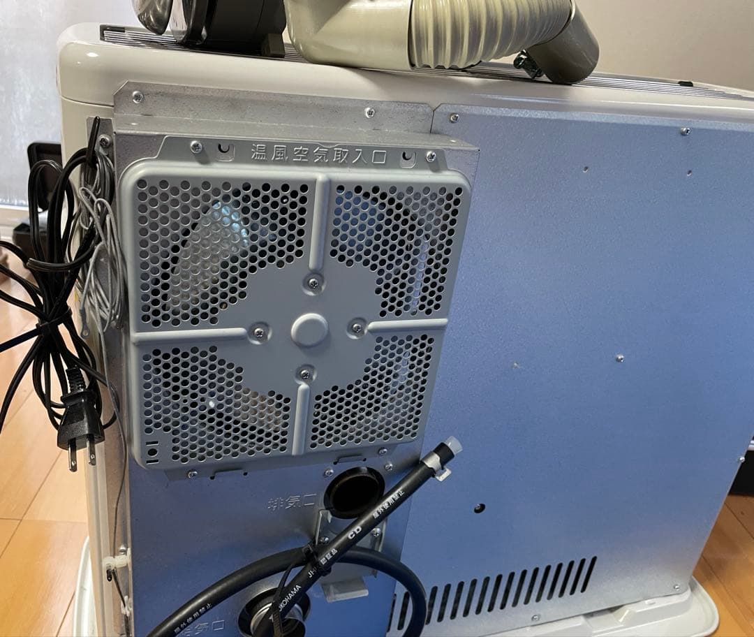 【美品/1シーズンのみ使用】コロナFFストーブ（FF-6823PR）2023年製