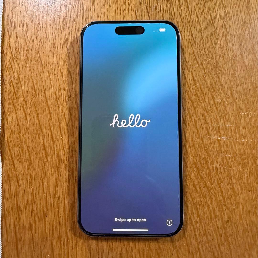 iPhone 15 Pro ナチュラルチタニウム 本体