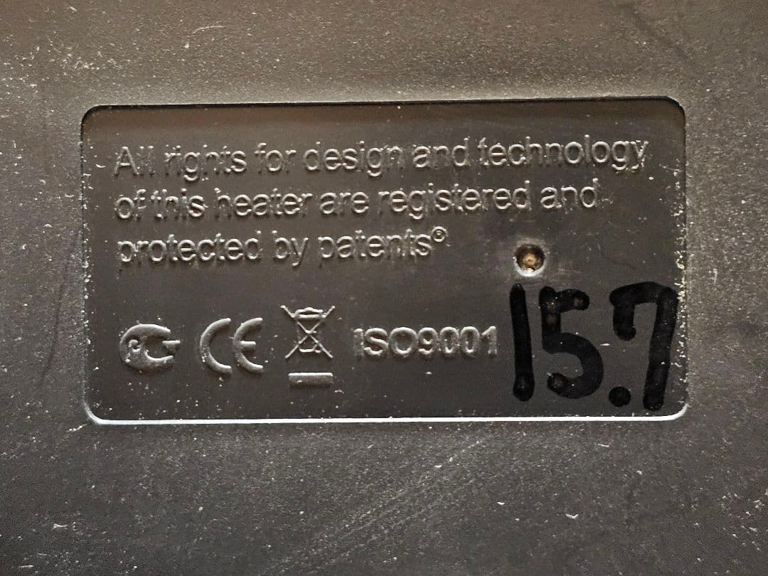 テクノス GP-001(K) ブラック ガラスパネルヒーター 足元電気暖房 黒