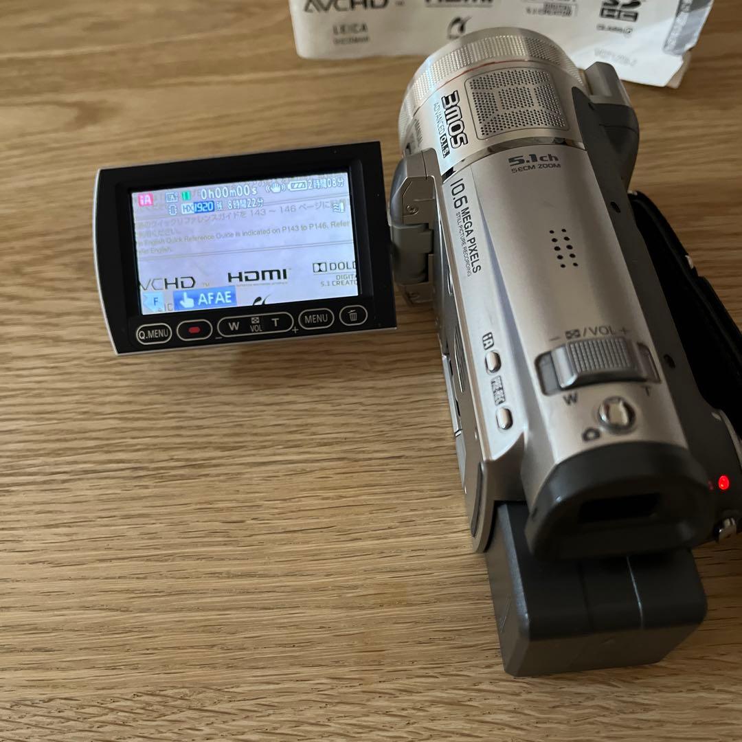 ビデオカメラ Panasonic HDC-TM300