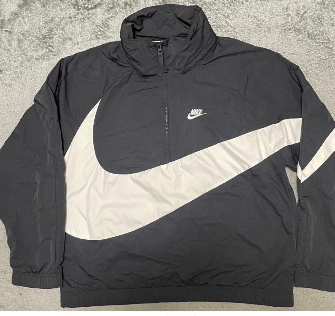 Nike ハーフジップアノラック　黒　ナイロンジャケット