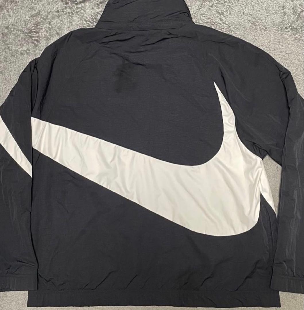 Nike ハーフジップアノラック　黒　ナイロンジャケット