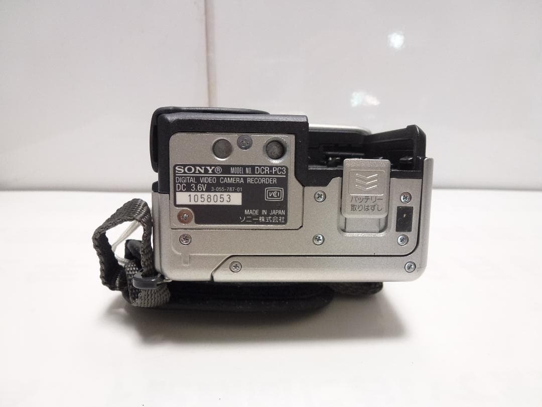 希少　大人気　動作品ソニーSony DCR-PC3 　miniDVビデオカメラ