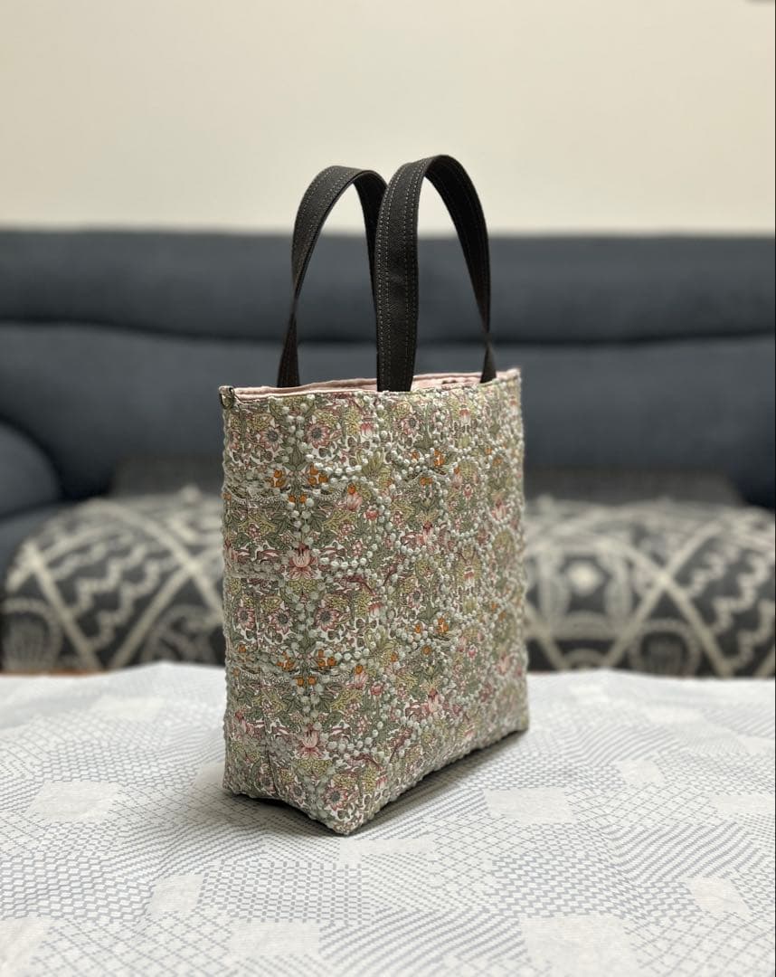 スマイル 様 strawberryThief