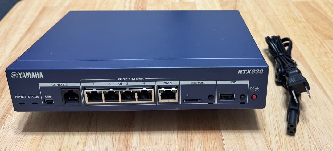 〔FW最新化済・IPアドレス設定発送可〕YAMAHA RTX830ルーター