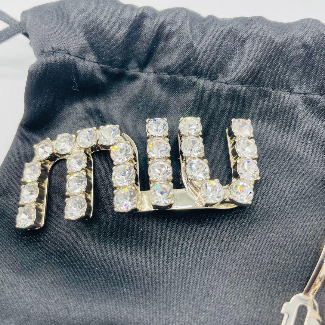 miumiu ミュウミュウ ロゴ クリスタル バレッタ ヘアクリップ