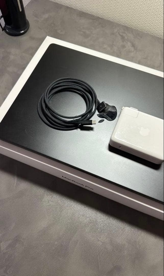 MacBook M3 Pro 16インチ USキーボード