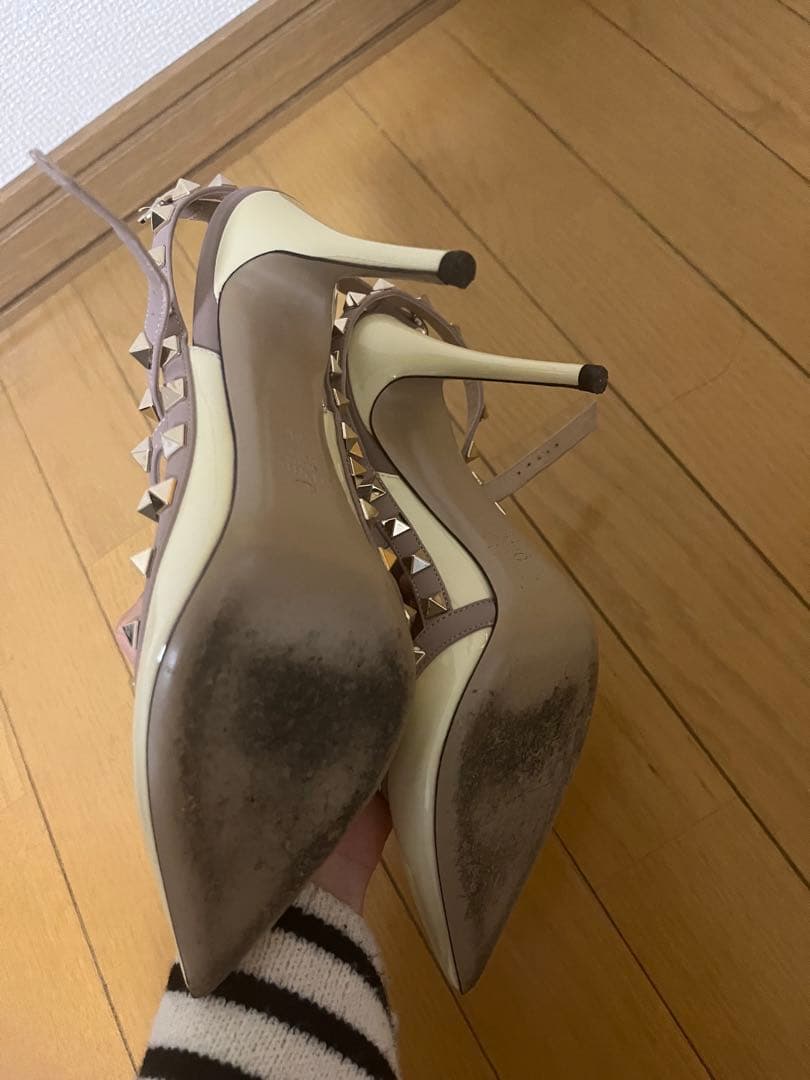 Valentino スタッズ付きハイヒールパンプス　24.5 38サイズ