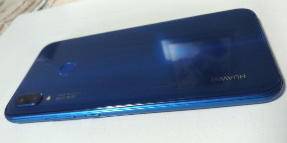 HUAWEI P20 Lite クラインブルー 32 GB SIMフリー版 美品