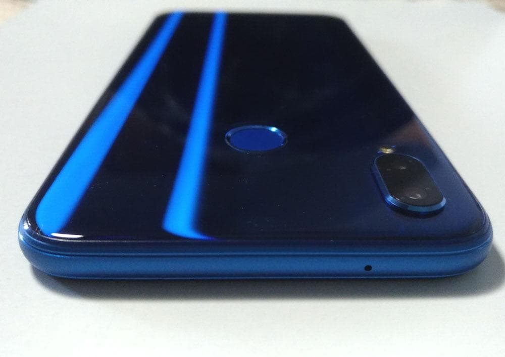 HUAWEI P20 Lite クラインブルー 32 GB SIMフリー版 美品