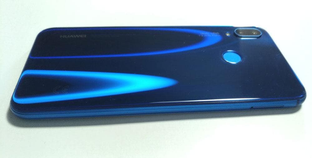 HUAWEI P20 Lite クラインブルー 32 GB SIMフリー版 美品