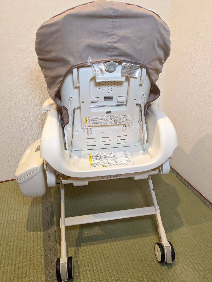 combi ネムリラ AUTO SWING エッグショック コンビ