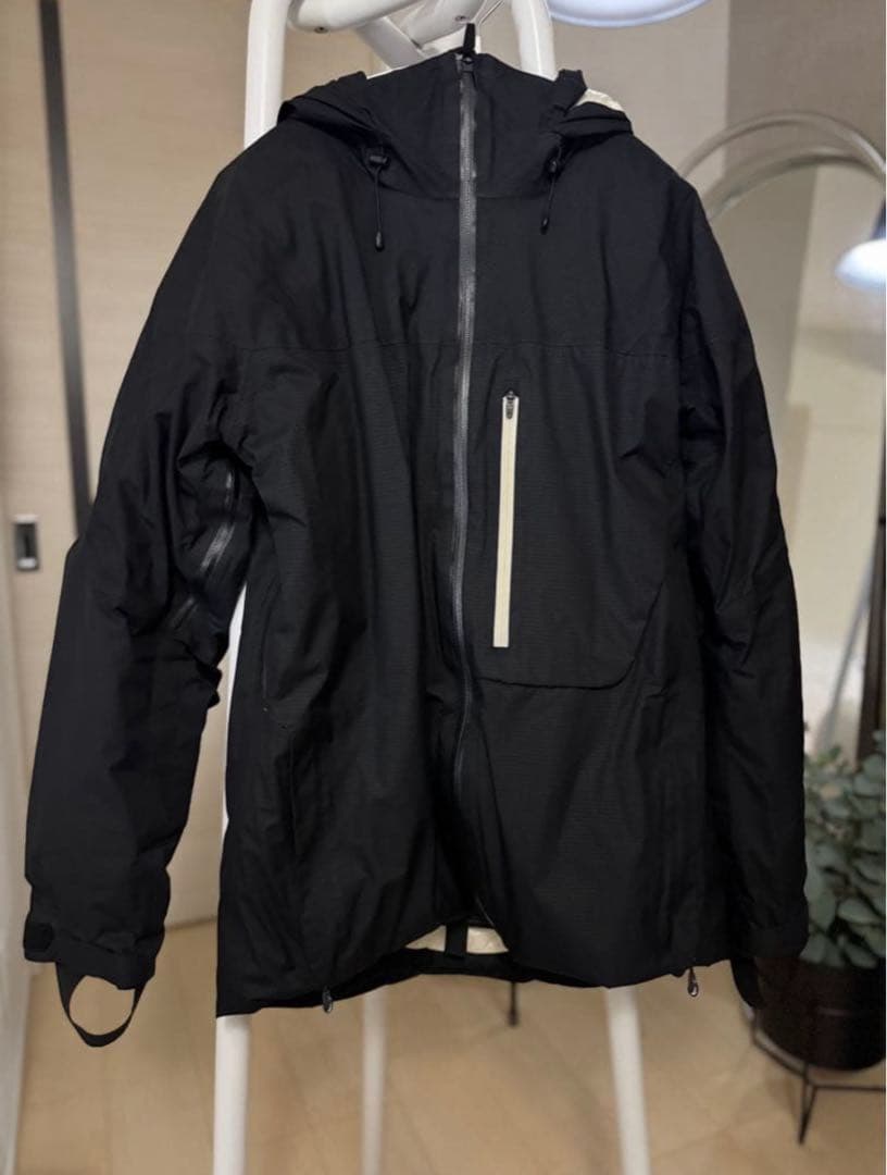 Burton AK457 GORE-TEX Down Jacket サイズ L