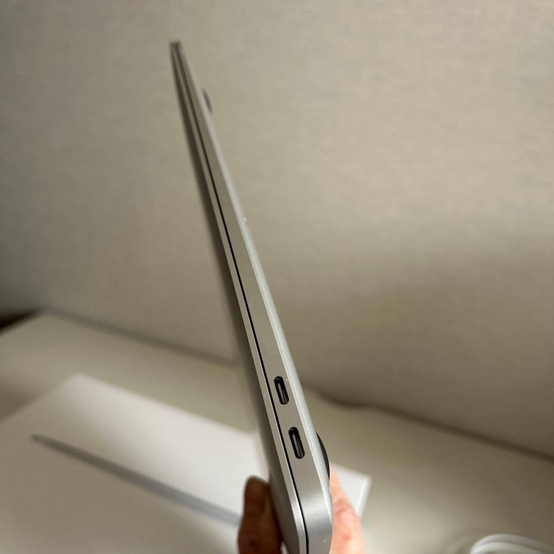 MacBook本体 MacBook Air M1 256GB