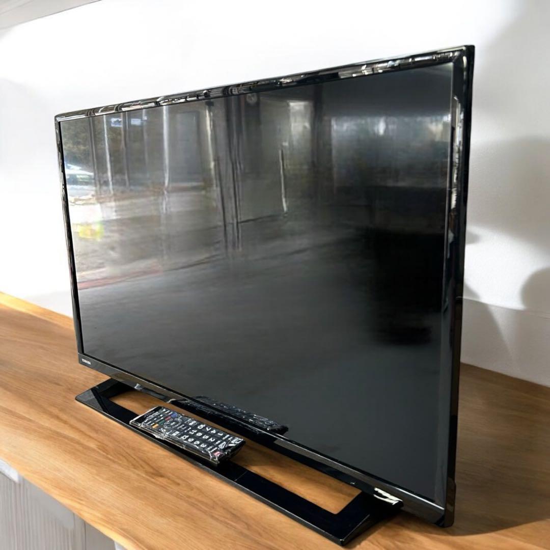 【美品】東芝 REGZA 液晶テレビ 32インチ 2019年製 32S22