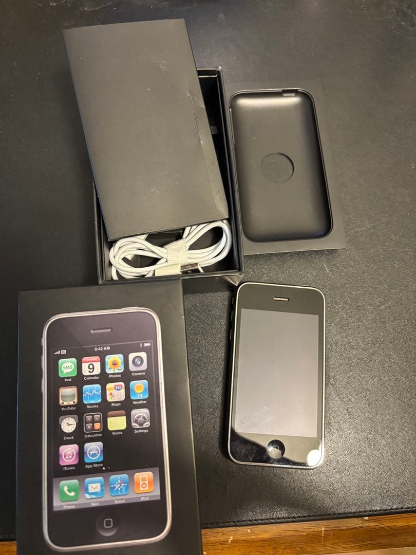 【USED 日本での最初の機種】Apple iPhone3G 黒
