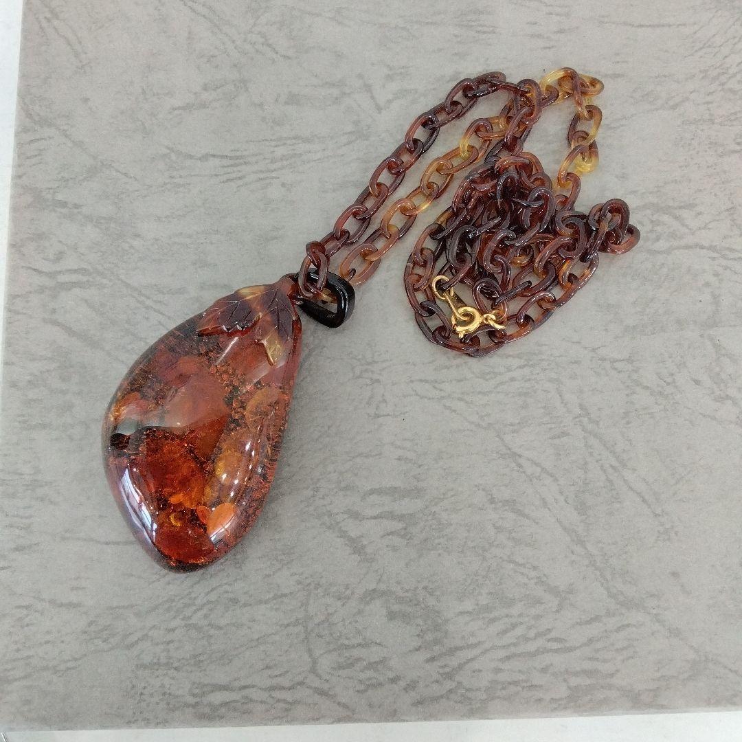 ブローチ、ペンダントトップ、ネックレス11点セット売り　　タンザナイトネックレス